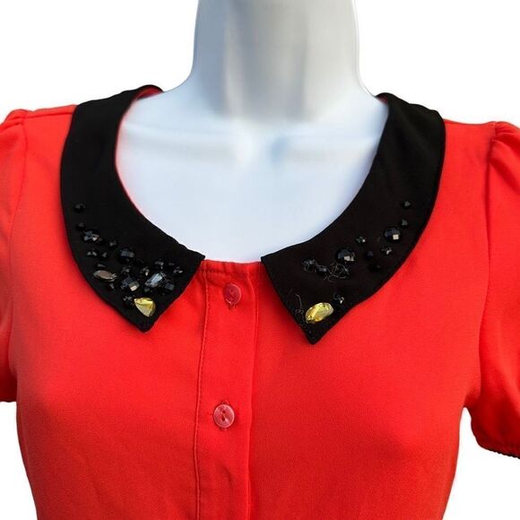 Daphne young red orange short sleeve blouse size XS
   A415A - Picture 4 of 6